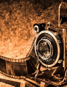camera-219958_640
